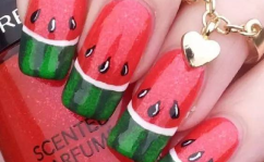 吃瓜群众美甲,潮流趋势下的指尖艺术